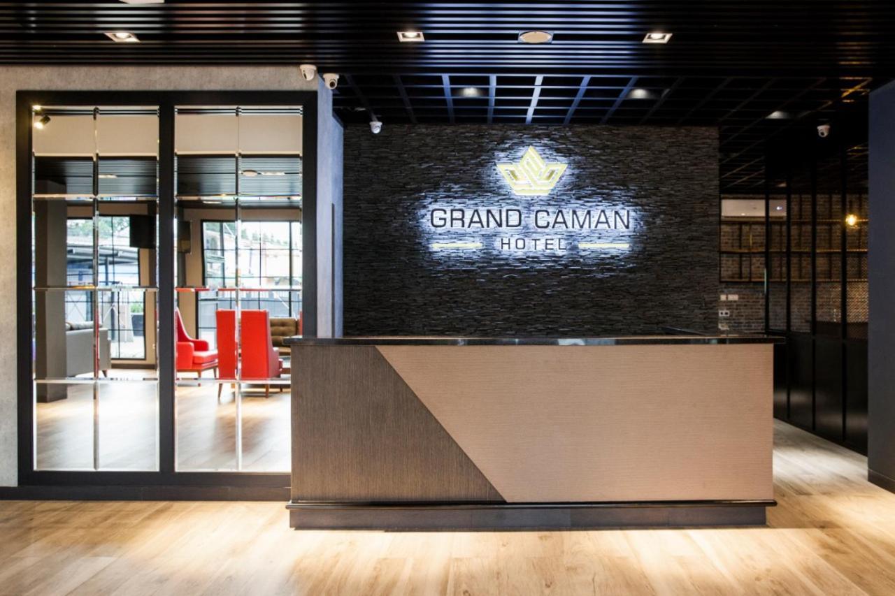 Grand Caman Hotel Бекаси Екстериор снимка